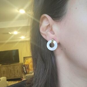 Vintage Mother of Pearl Screwback Clip-on Earrings